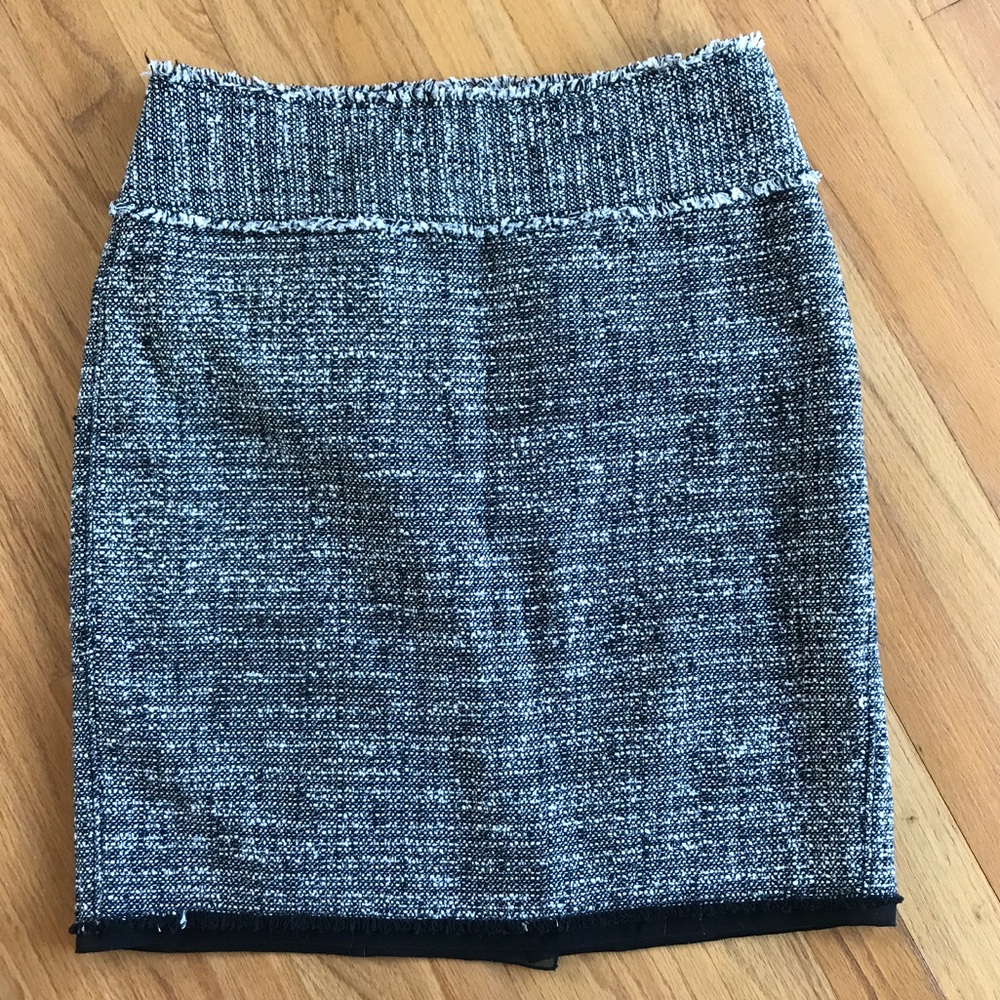 Ann Taylor Black and White Pencil Skirt